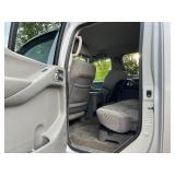 2010 NISSAN FRONTIER SE V6 *4X4* (NO RESERVE)