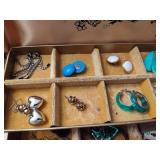 Lady Buxton Vintage Jewelry Box w/Earrings +