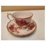 Lot of Vintage Cups/Saucers