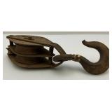 Antique 7" Metal Double Wheel Pulley Antique 7" Metal Double Wheel Pulley