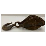 Antique 7" Metal Double Wheel Pulley Antique 7" Metal Double Wheel Pulley