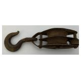 Antique 7" Metal Double Wheel Pulley Antique 7" Metal Double Wheel Pulley
