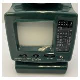 Portable TV lantern & Thermique .75 Litre Thermal Server (Both NIB) Portable TV lantern & Thermique .75 Litre Thermal Server (Both NIB)
