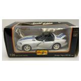 Maisto 1:24  Scale Special Edition Die Cast Dodge ViperRT/10 & Dodge Concept Car  (NIB) Maisto 1:24  Scale Special Edition Die Cast Dodge ViperRT/10 & Dodge Concept Car  (NIB)