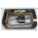 Maisto 1:24  Scale Special Edition Die Cast Dodge ViperRT/10 & Dodge Concept Car  (NIB) Maisto 1:24  Scale Special Edition Die Cast Dodge ViperRT/10 & Dodge Concept Car  (NIB)