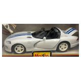 Maisto 1:24  Scale Special Edition Die Cast Dodge ViperRT/10 & Dodge Concept Car  (NIB) Maisto 1:24  Scale Special Edition Die Cast Dodge ViperRT/10 & Dodge Concept Car  (NIB)