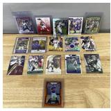 Minnesota Vikings NFL Football Card Lot - 16 Cards with Mewelde Moore Autograph *J