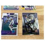 Minnesota Vikings NFL Football Card Lot - 16 Cards with Mewelde Moore Autograph *J