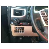 2017 Nissan Titan 4X4