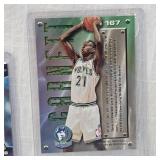 Kevin Garnett Signature Rookie Card & Fleer 95-96 Rookie Card