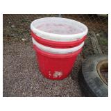 (4) 22"x18" Planter Tubs (4) 22"x18" Planter Tubs