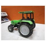 (2) 1/16th Tractors (2) 1/16th Tractors