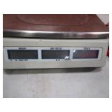 Tool Organizer & (2) Scales (working condition unknown) Tool Organizer & (2) Scales (working condition unknown)