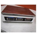 Tool Organizer & (2) Scales (working condition unknown) Tool Organizer & (2) Scales (working condition unknown)