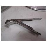 (21) 12" Alum Pizza Pans