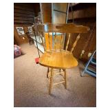 Wooden Swivel Bar Stool with Spindle Back
