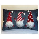 Set of 6 Decorative Throw Pillows with Seasonal and Animal Designs