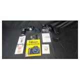 Nikon SB-600 Speedlight Flash Camera with Manuals and Camera Book Bundle