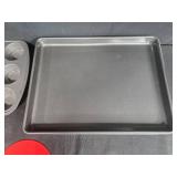 Baking Set with Muffin Pan, Cookie Sheet, Carrier and Silicone Accessories