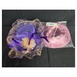 Set of 2 Women