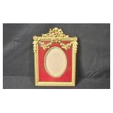Decorative Gold and Red Oval Picture Frame with Great Seal Paperweight