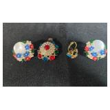 Vintage Costume Jewelry Set with Gold-Tone Necklace and Clip-On Earrings - display not inc