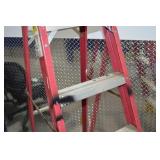 Werner 6 ft Fiberglass Step Ladder, 225 lb Capacity, Type II