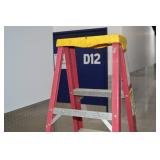 Werner 6 ft Fiberglass Step Ladder, 225 lb Capacity, Type II