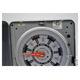 Paragon 7008-00 Electrical Timer Switch 120V 60Hz