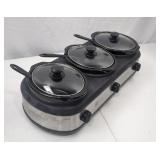 TRU 3 x 2.5 Quart Slow Cooker Buffet Server with Spoons