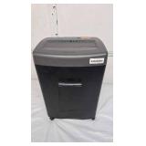 AmazonBasics B00FA4MP5O 17-Sheet Cross Cut Paper CD and Credit Card Shredder with Pullout Basket - Great Condition!