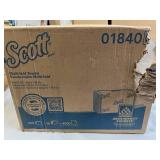 1 Case (4000 Towels) NEW Scott 01840 9.2" x 9.4" Multi-Fold Paper Towels with Absorbency Pockets - White - Fits Universal Dispensers - Box Has Damage On Corner!
