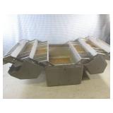 (EW4) Vintage Aluminum Tackle Box 1...