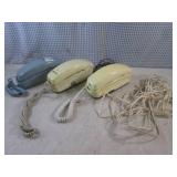 (CSB) 3 Vintage Push Button Telepho...