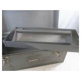 (EW5) 20" Craftsman Metal Tool Box...