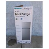 NEW HISENSE 4.4 CU FT MINI FRIDGE