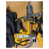 Dewalt 20V MAX 10,000 PSI Variable Speed Grease Gun + 1 20V MAX 3.0 Battery, Charger, Bag - LIGHTLY USED - MSRP $380