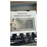 Wyatt & Ash 5’3” x 7’5” Machine Washable Area Rug - no box