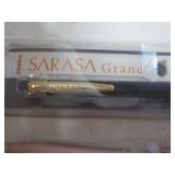 8 Decorative Drawer Knobs and Pens...