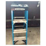 Werner 4 Ft. Fiberglass Step Ladder (8 Ft. Reach Height) with 250 Lb. Load Capacity Type I Duty Rating