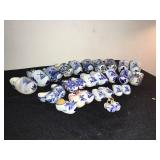 Holland Delft Blue Figurines