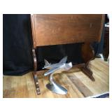 Wooden Magazine Rack w Books