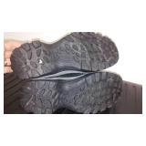 Rugged Outback Reinforced Toe Work Boots. Size 7.5 Mens or 9.5 Womens.