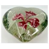 Gorgeous Designs Heart-Shaped Glass Paperweight with Red Flower
