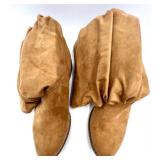 2 Pairs of Slouch Boots Size US 7 - Tan Faux Suede and Black Faux Leather with Fleece Lining