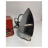 National Presto Automatic Vapor-Steam Iron - Works!