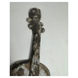 Metal Violin Hanging Decor