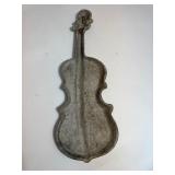 Metal Violin Hanging Decor
