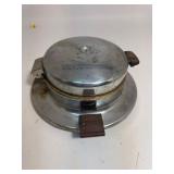Vintage Waffle Maker No Plug in