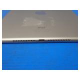 Apple iPad Air 2nd Gen A1566 // 32GB of storage // WIFI Only // Includes Charging Cable